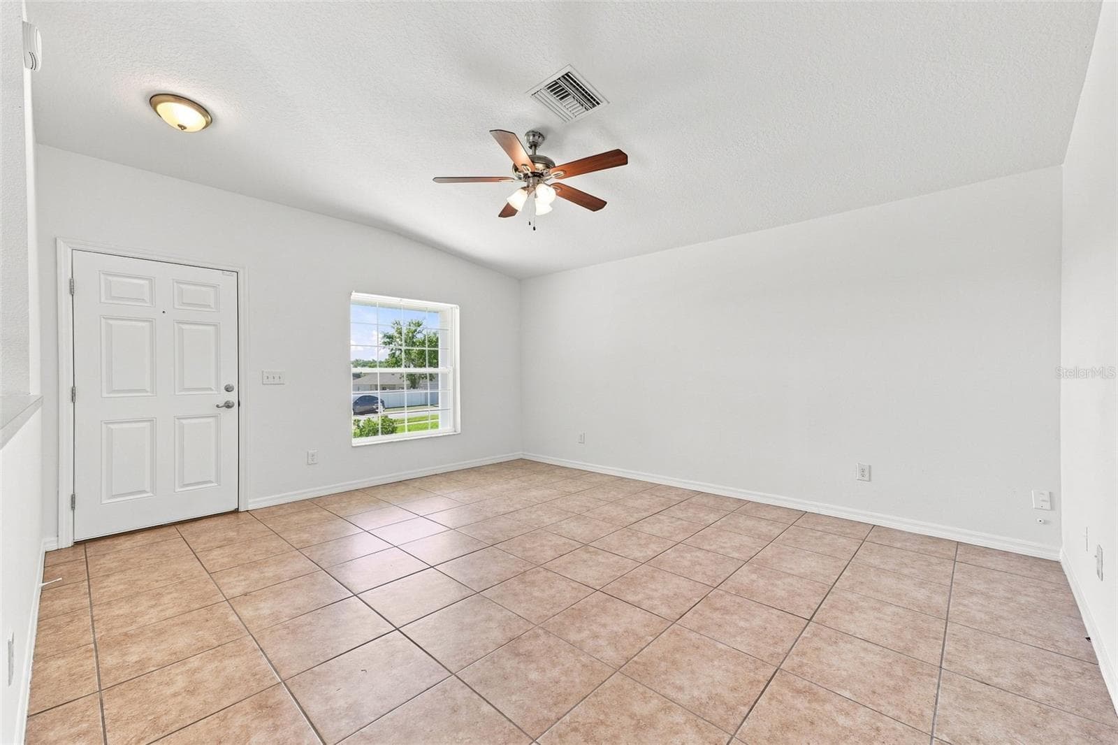 37150 Highland Bluff Cir photo 3
