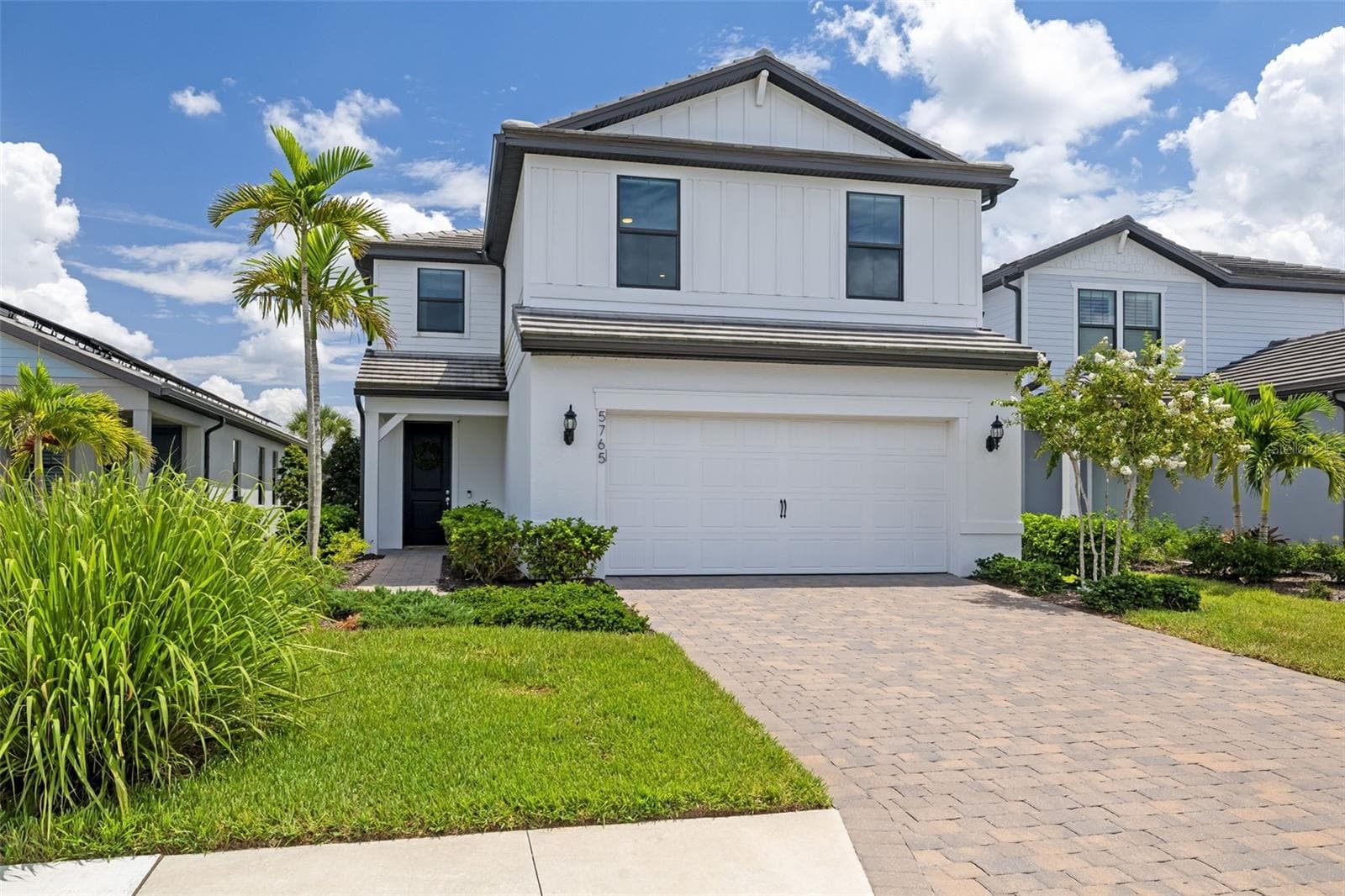 5765 Silverside Pine CT photo 3