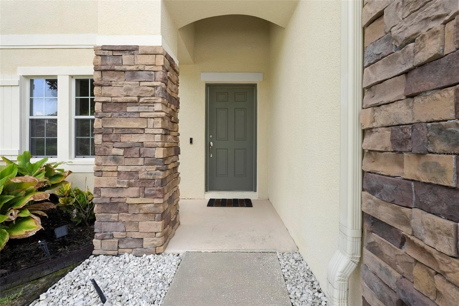 20147 Oakflower Ave photo 5