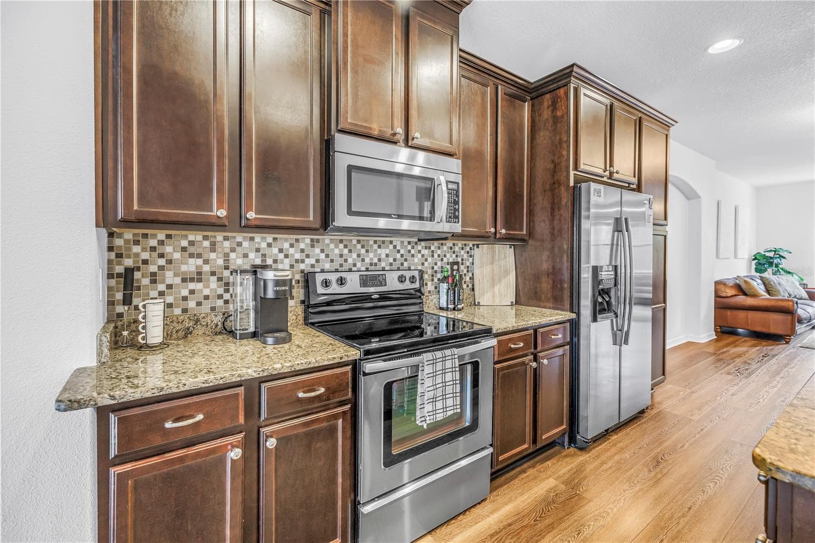 9715 Bay Grove Ln photo 5