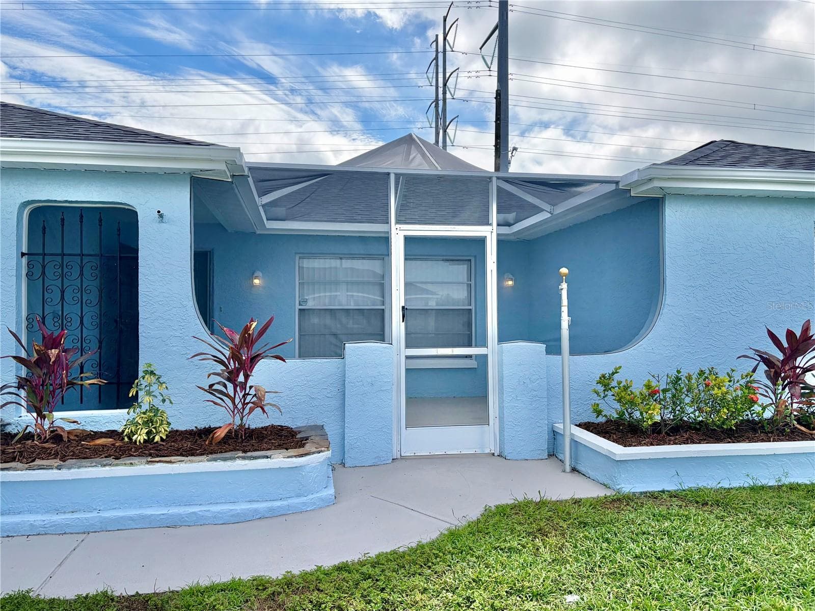 1202 Mandarin Dr photo 3