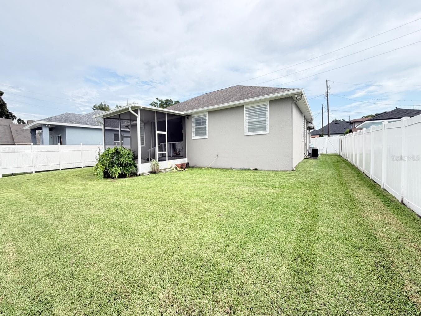 2721 W Sitka St photo 4