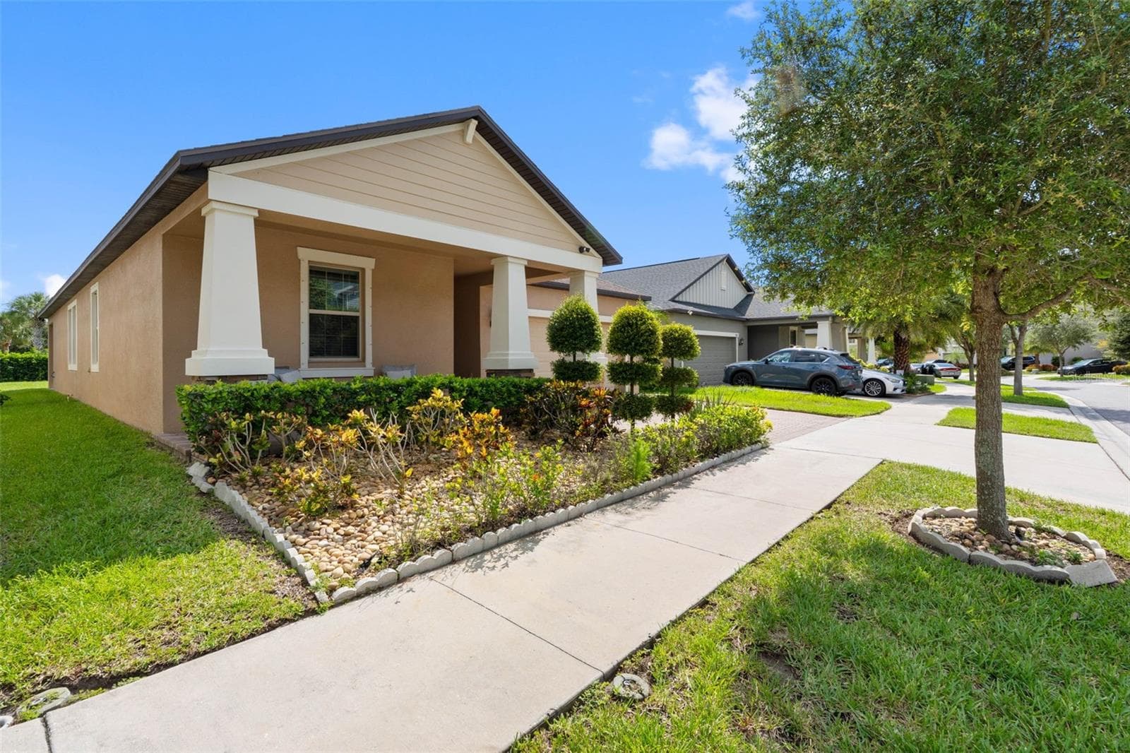 9730 Ivory Dr photo 3