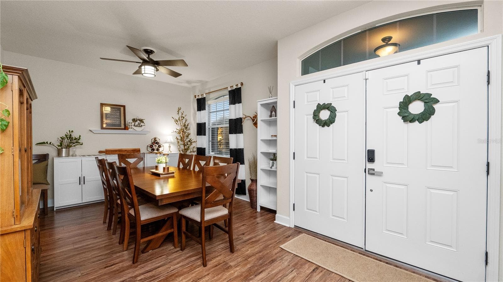 6527 Evergreen Park Dr photo 2