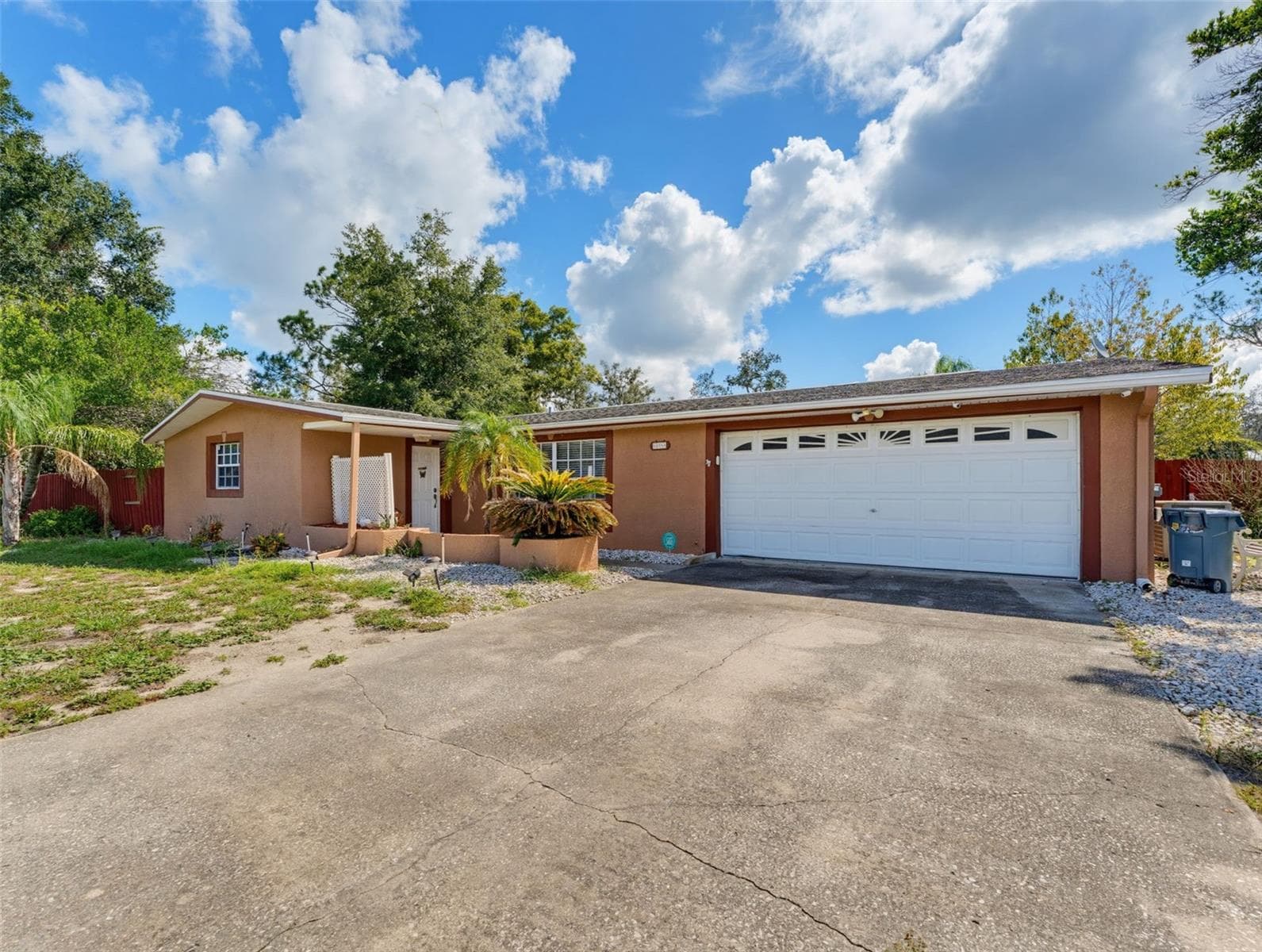 10744 Osceola Dr photo 2