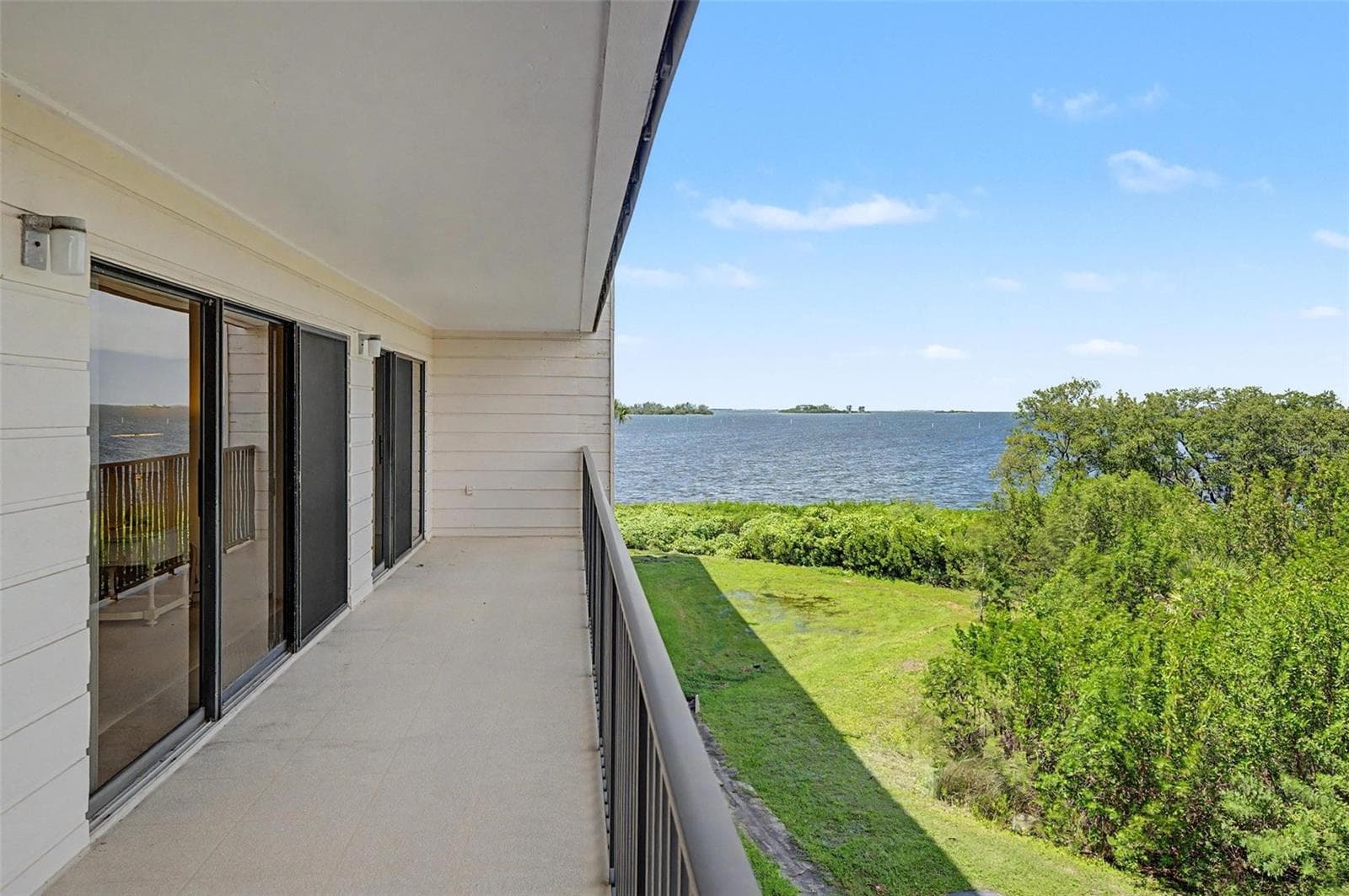 2700 Bayshore Blvd #11202 photo 2