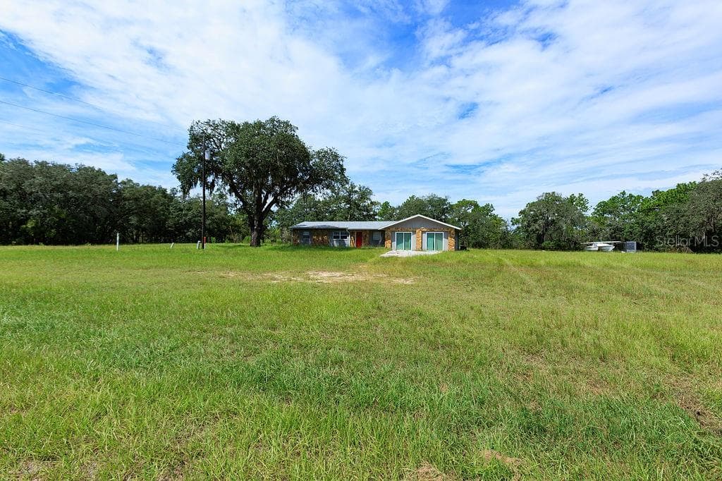 15451 Commercial Way photo 5