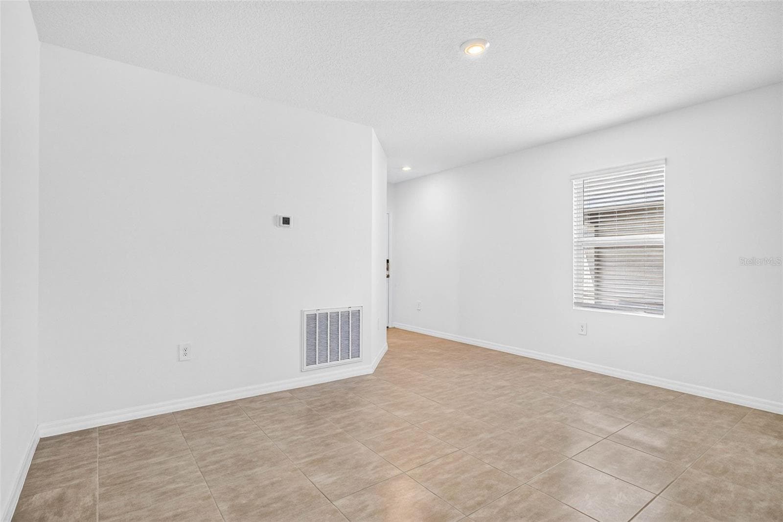 12449 Whisk CT photo 5