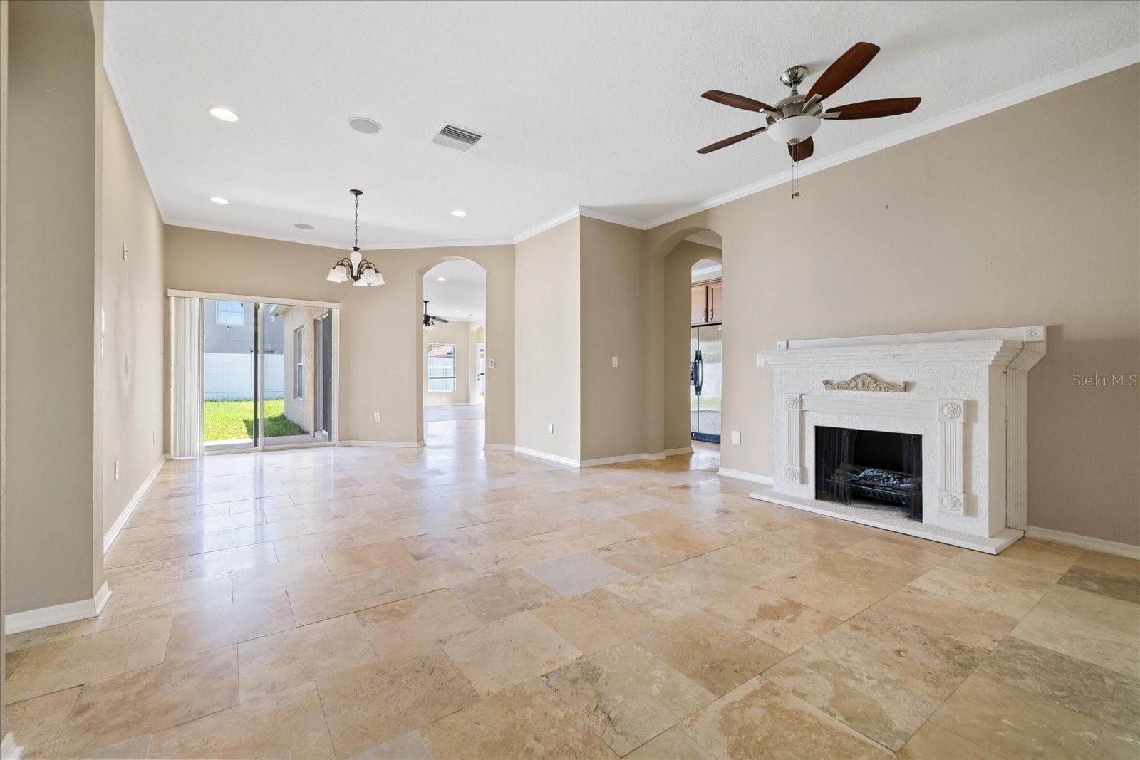 1833 Mira Lago Cir photo 5