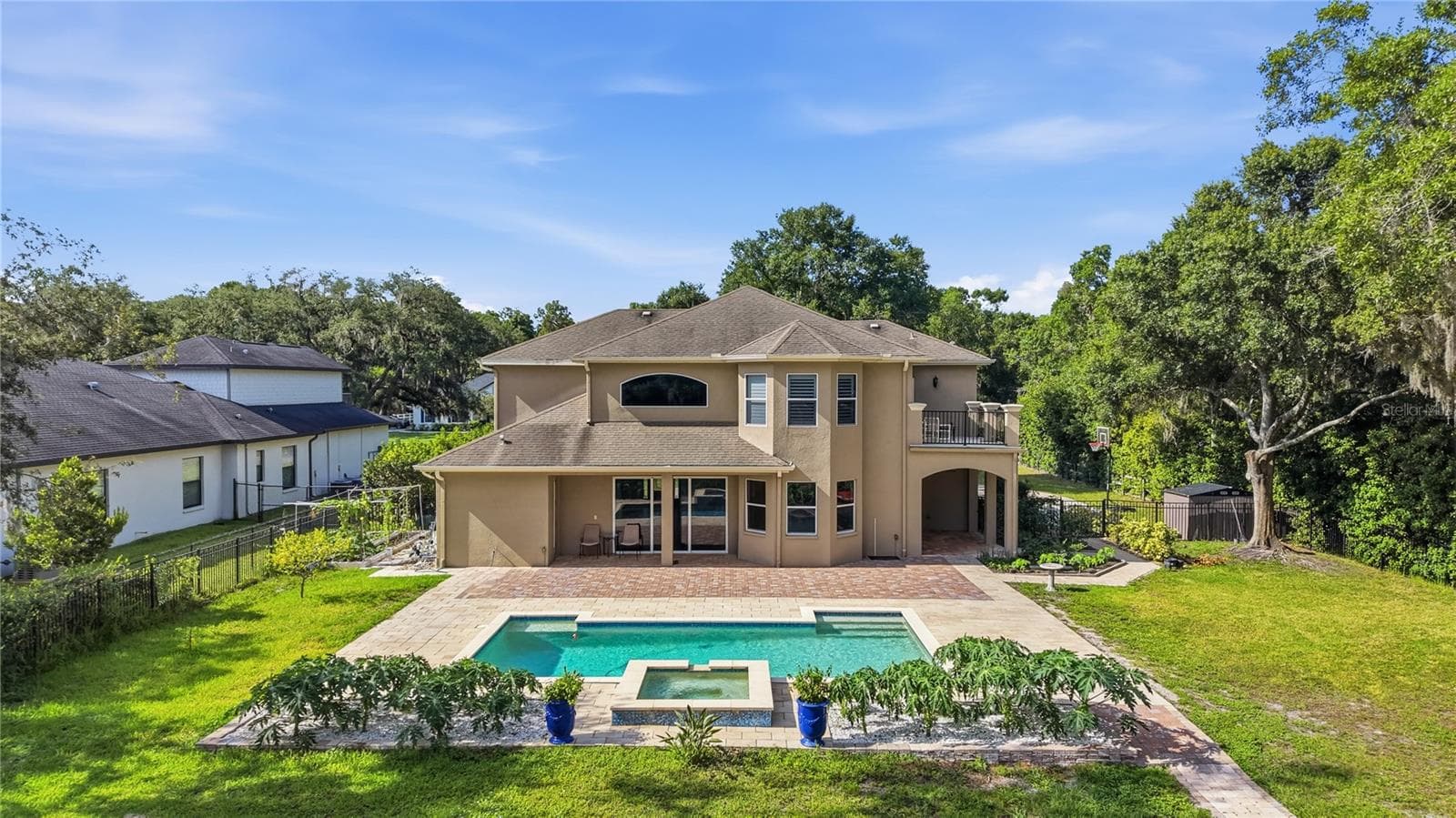 9244 Rhea Dr photo 3