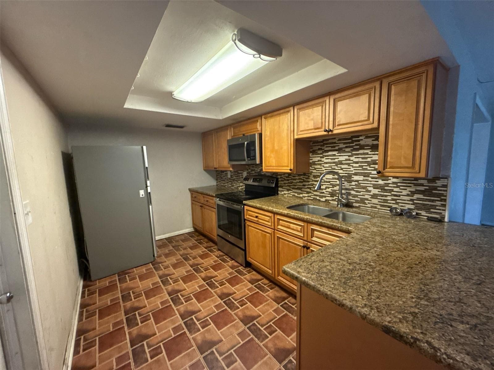 9220 Lido Ln photo 2