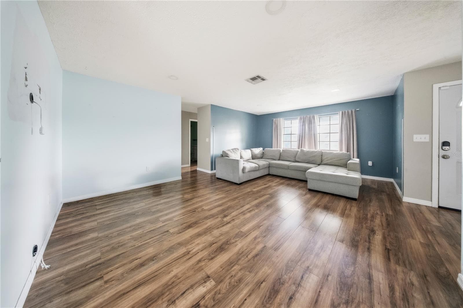 505 Timber Ln photo 3