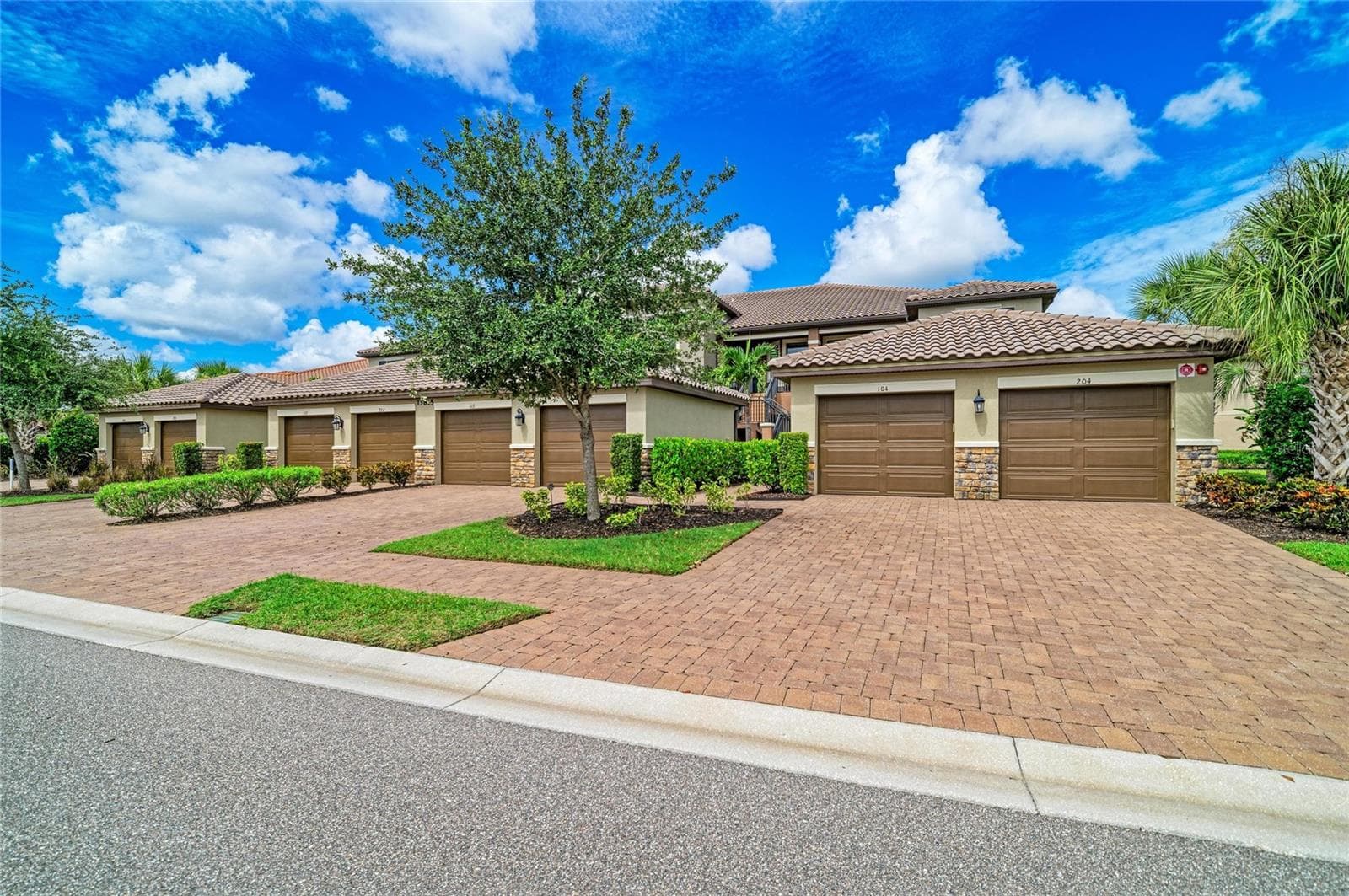 13815 Messina Loop #101 photo 5