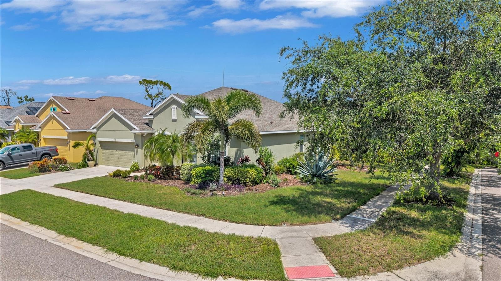1503 Yale Castle CT photo 5