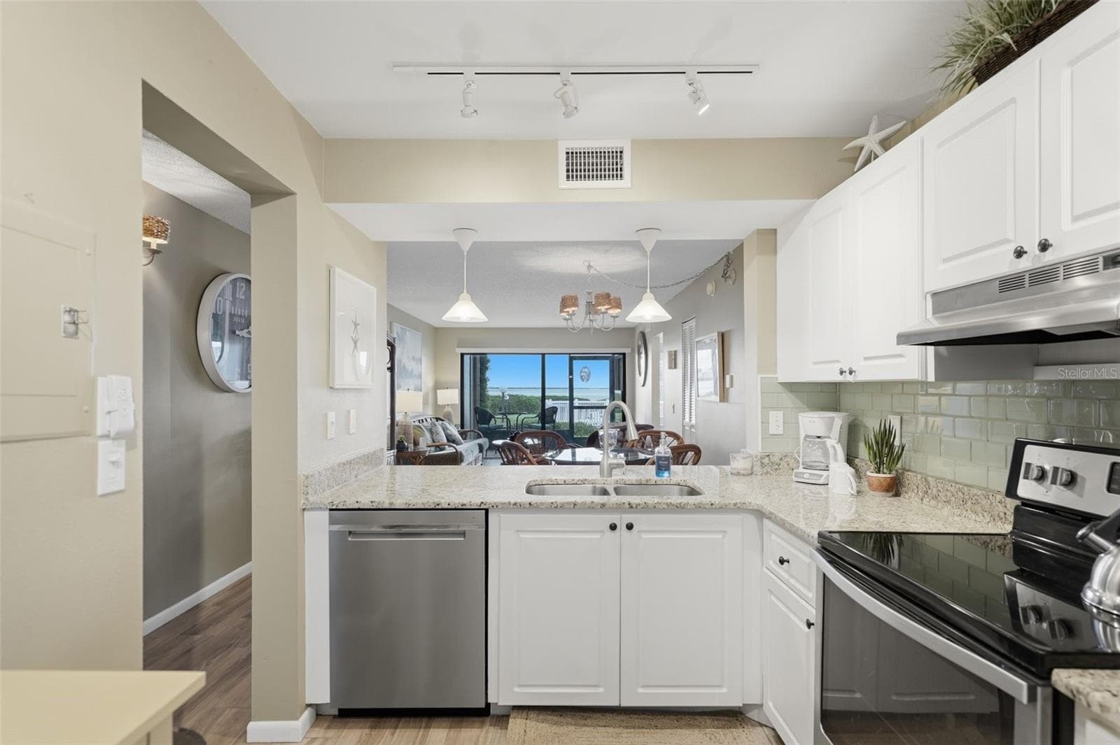 6104 Palma Del Mar Blvd S #112 photo 4