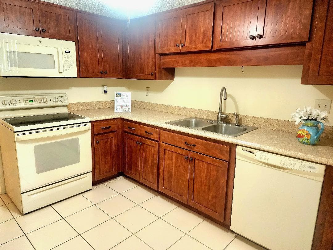 603 Baldwin Ave #B photo 3