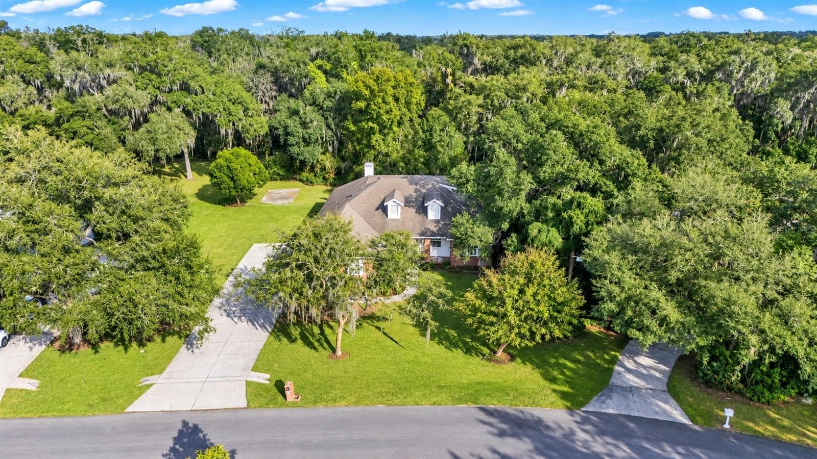 1345 Longoak Dr Dr N photo 4