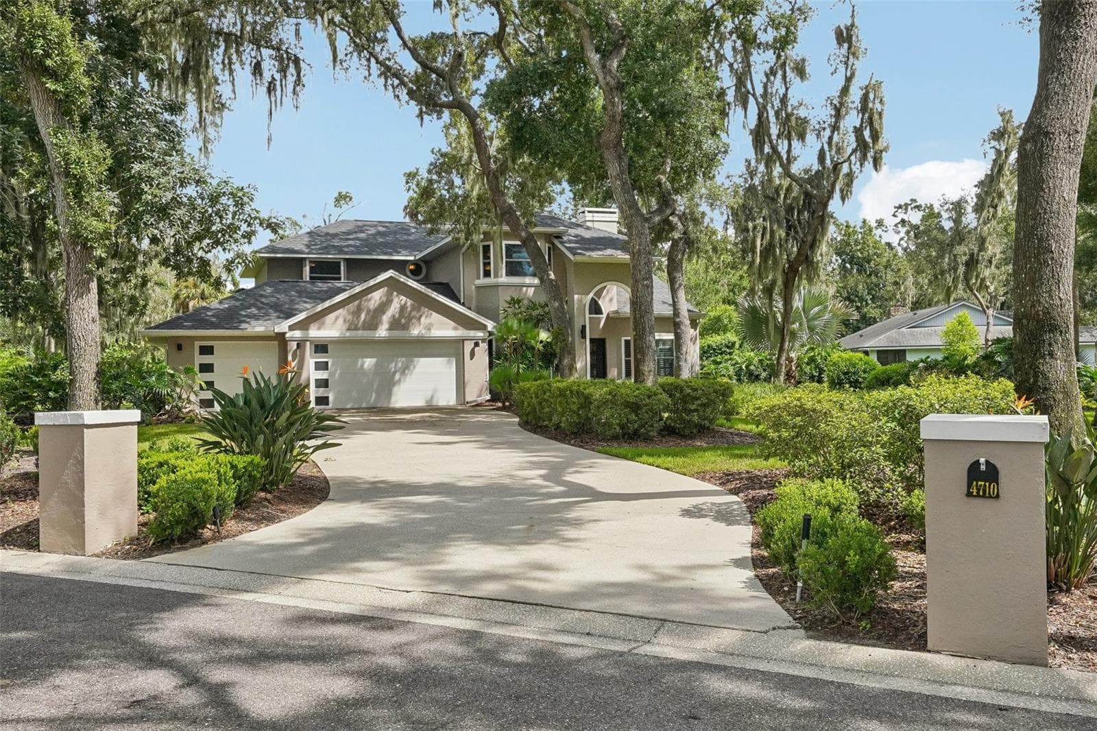 4710 Ridgecliff Dr photo 2