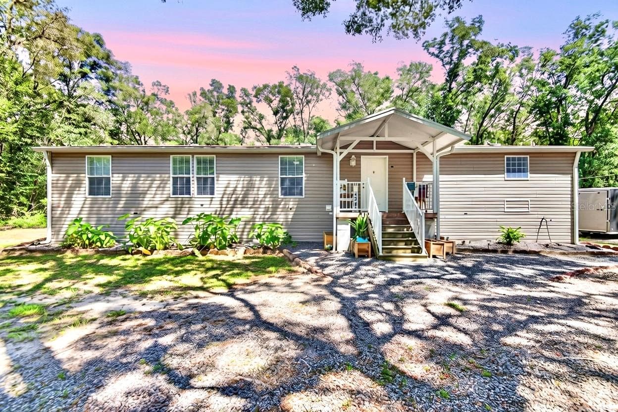 21812 Field Of Dreams Ln photo 2