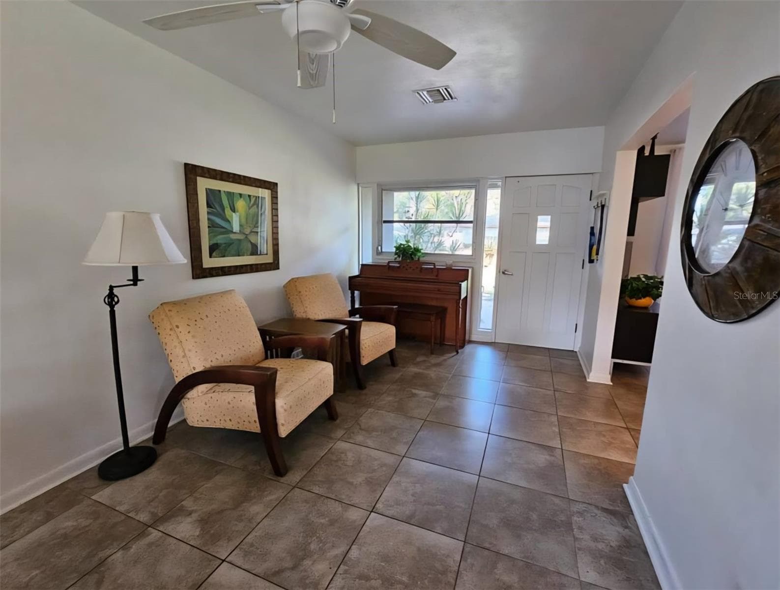11598 Oval Dr W photo 4