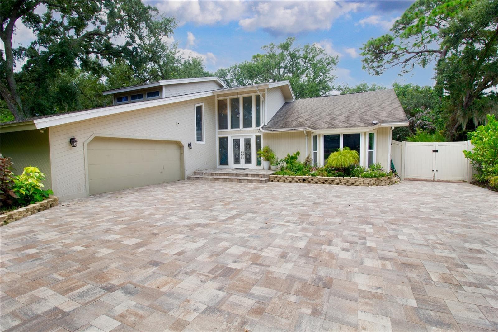 70 Bay Woods Dr photo 2