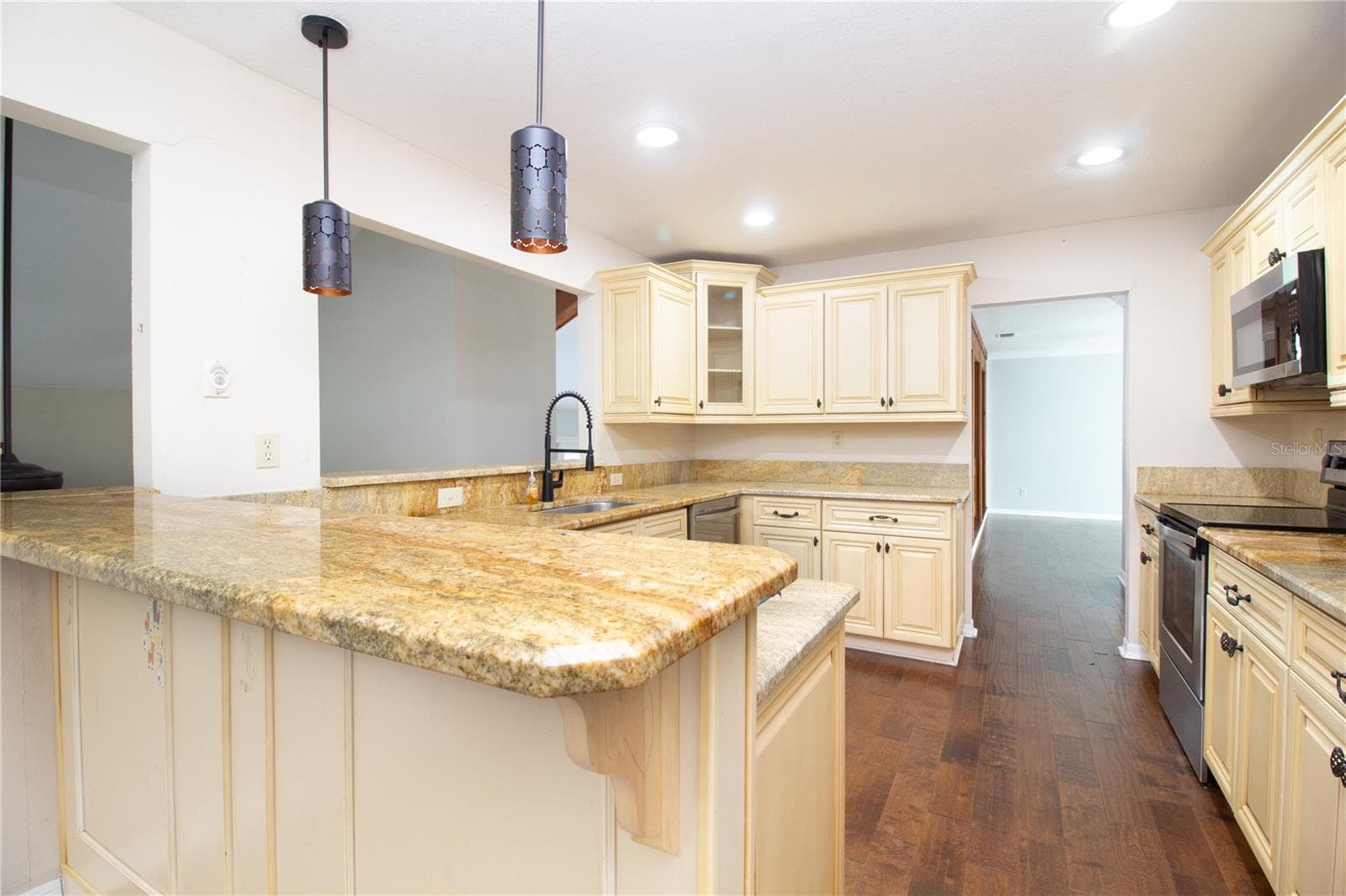 70 Bay Woods Dr photo 5