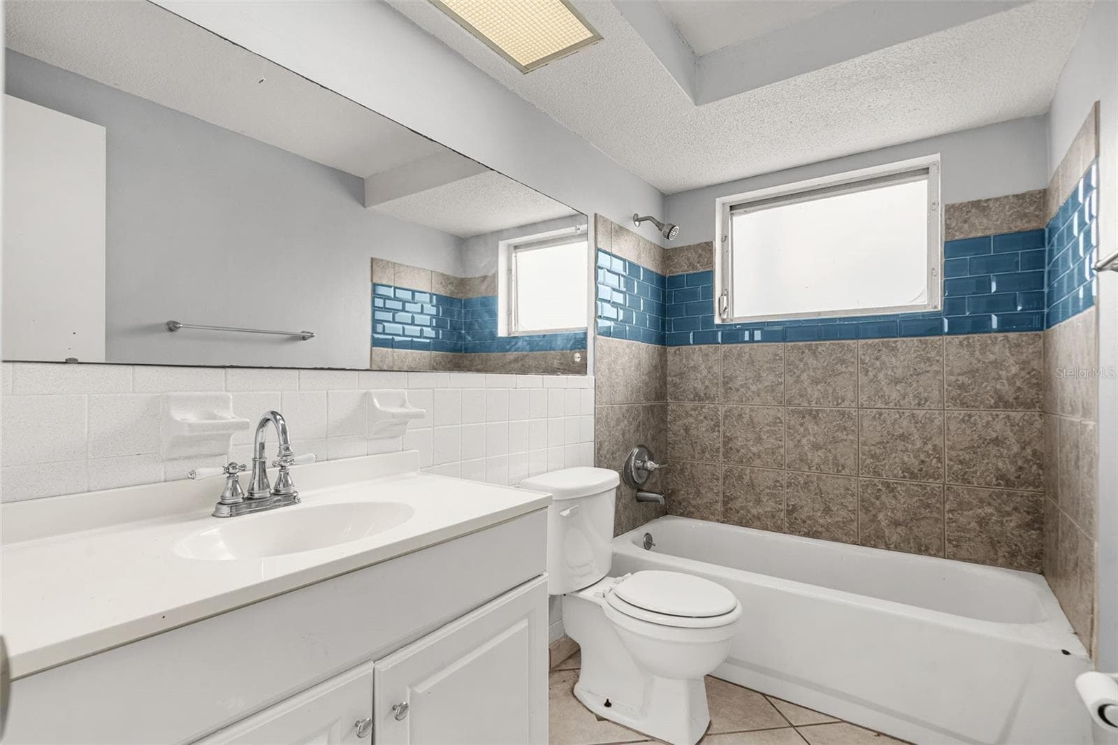 1141 Maybury Dr photo 5