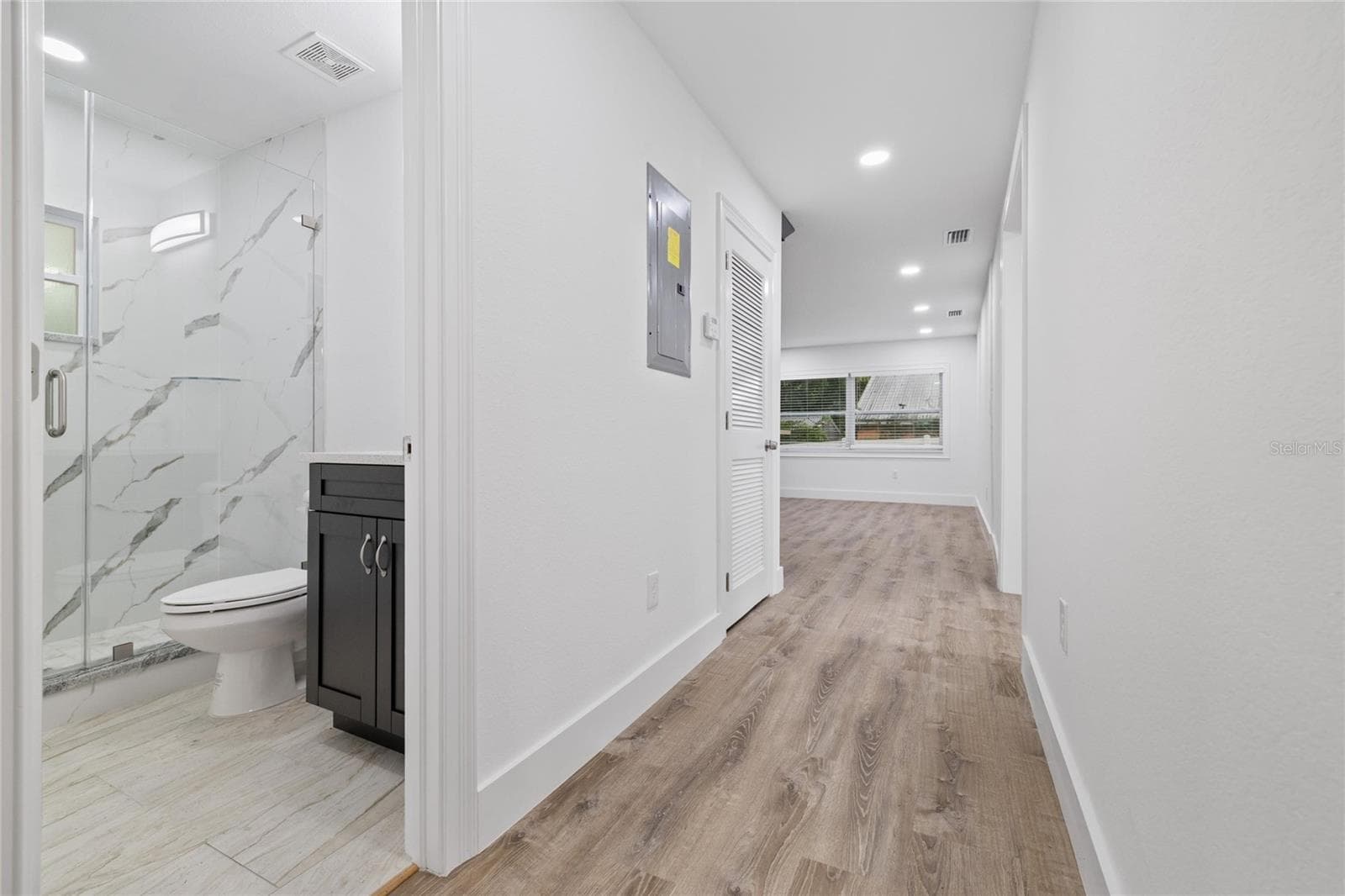 6703 N Boulevard photo 5