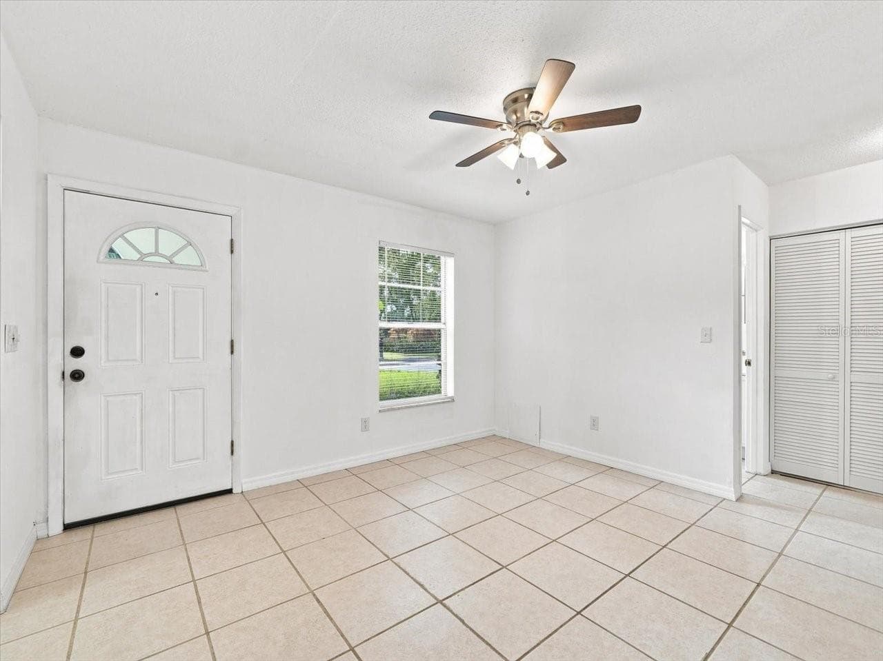 9812 85th Way photo 3