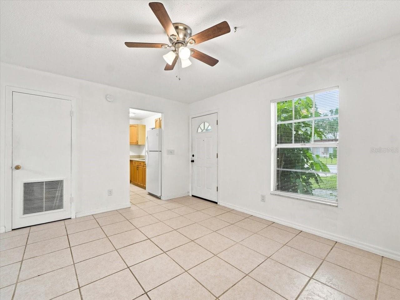 9812 85th Way photo 5