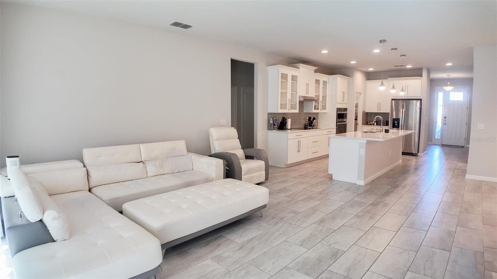 12937 Satin Lily Dr photo 4