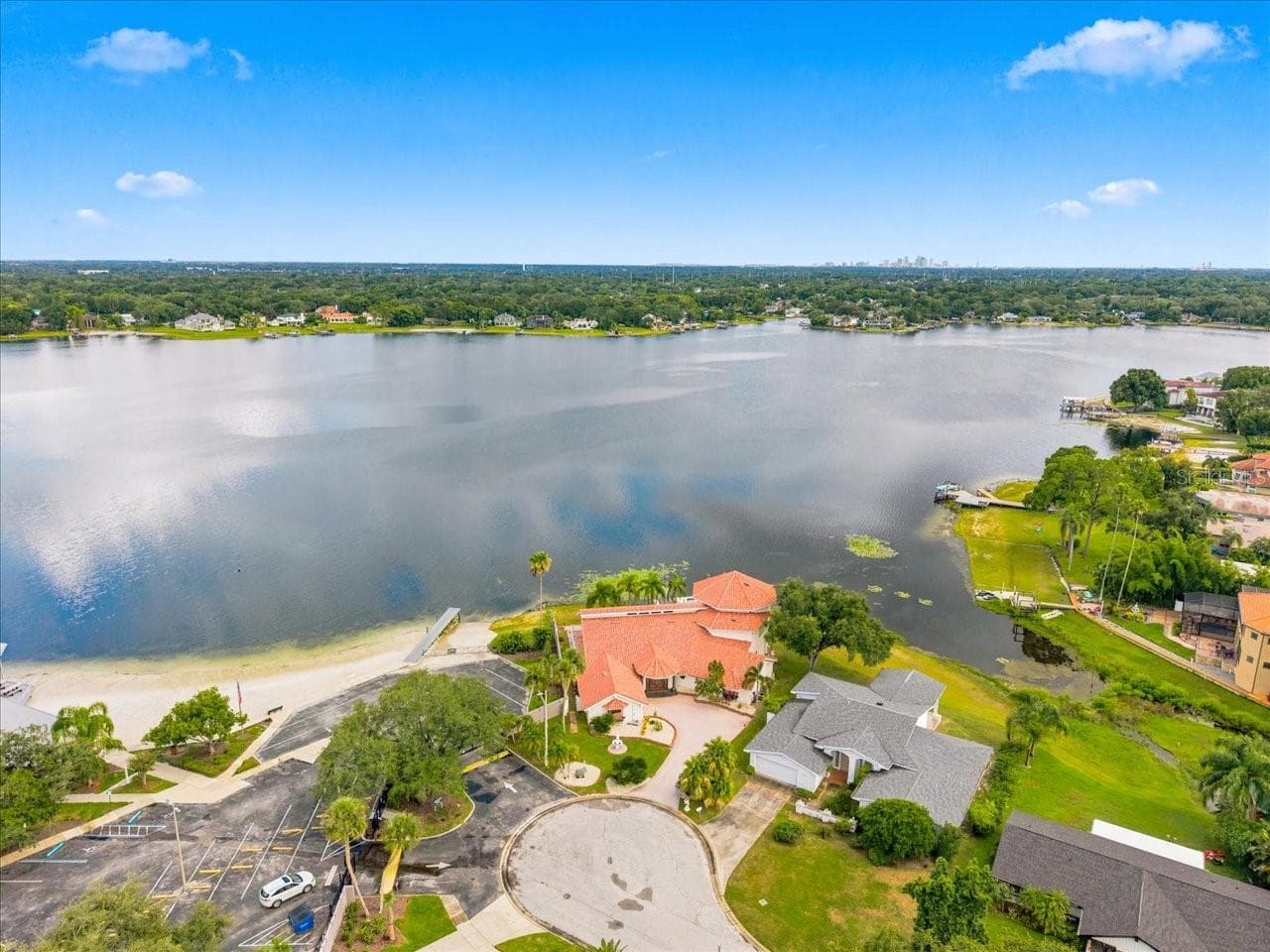 11609 Carrollwood Dr photo 5