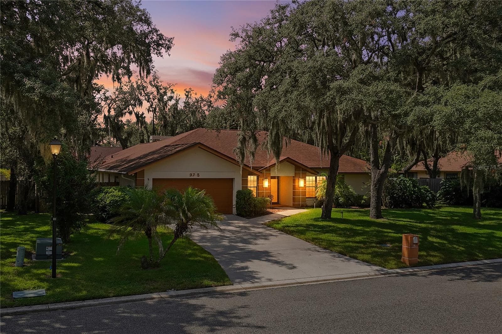 2715 Laurel Oak Dr photo 4