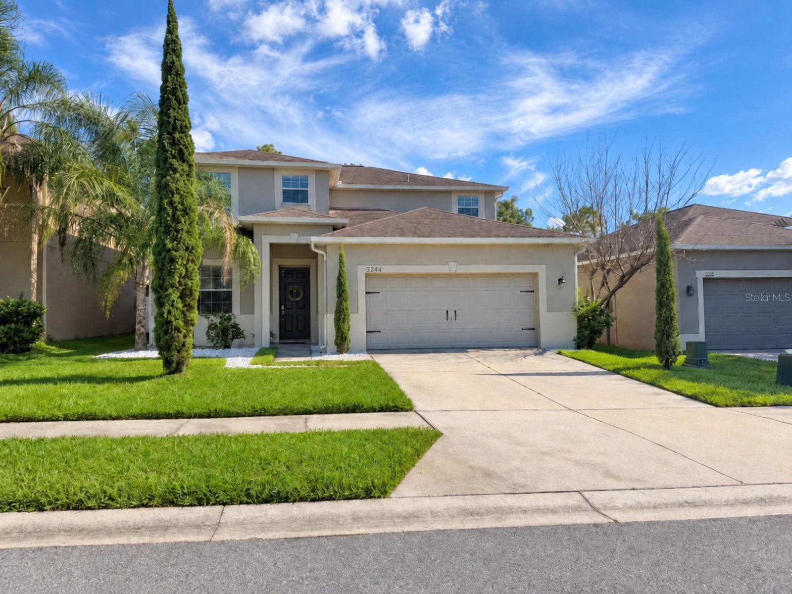 3244 Berwick Ln photo 2