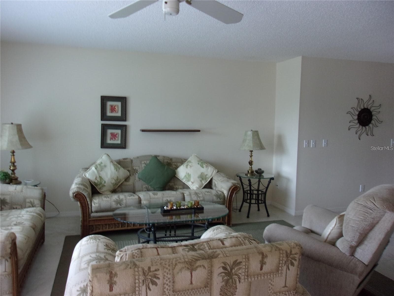 1814 Columbine Pl photo 3