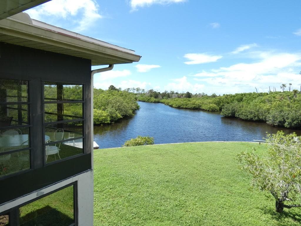 9940 Eagles Point Cir #3 photo 3