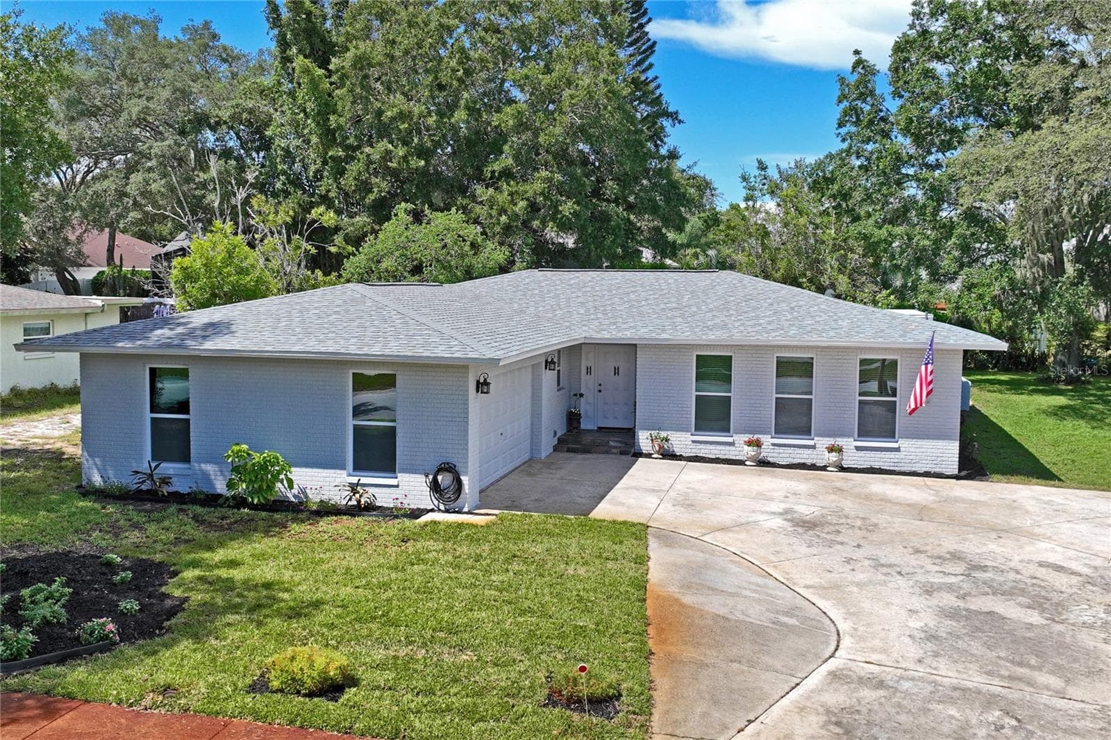 1131 Lancer Ln