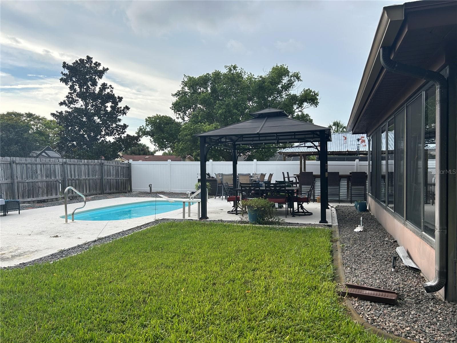 7702 Rusty Hook CT photo 5
