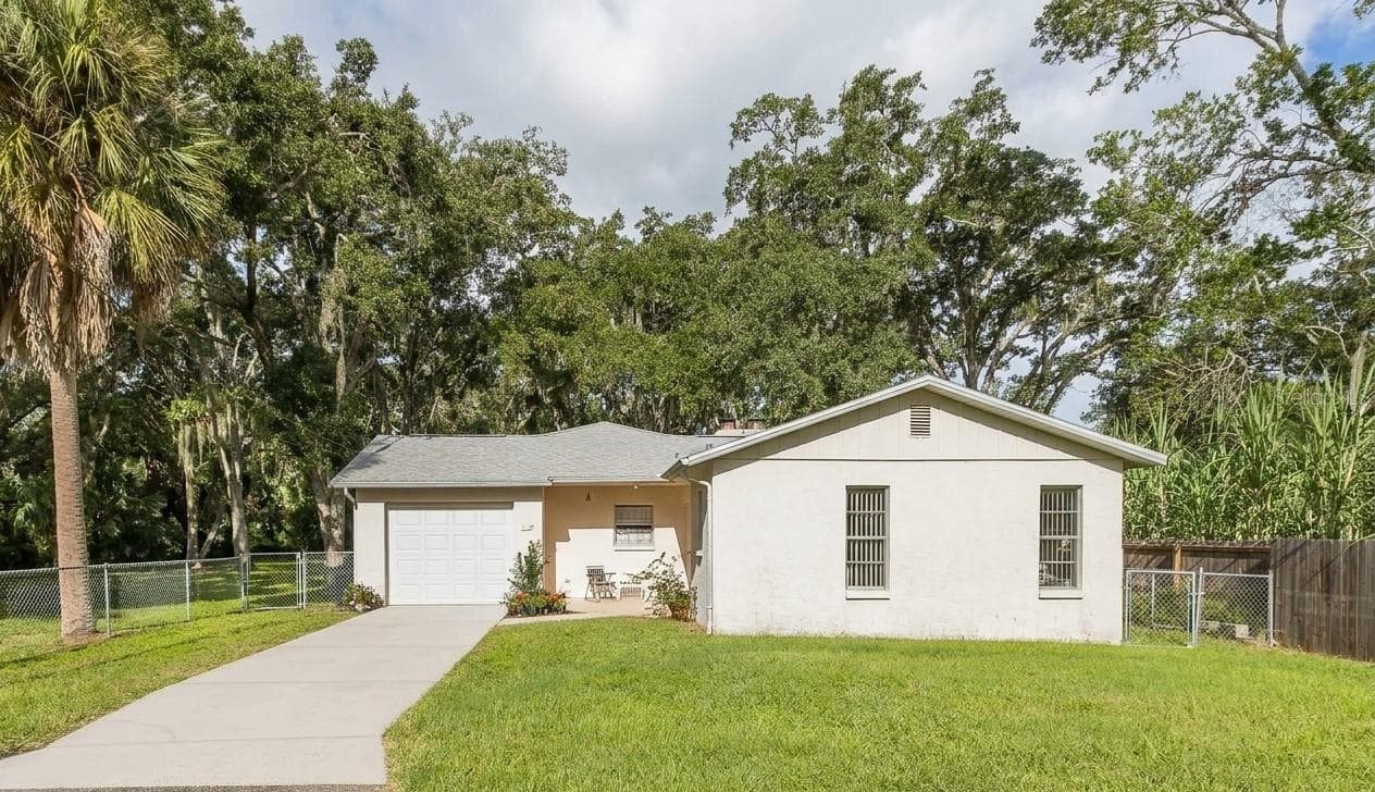 4715 Needle Palm Dr photo 2