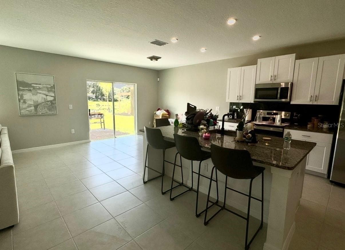 4049 Capri Coast Dr photo 4