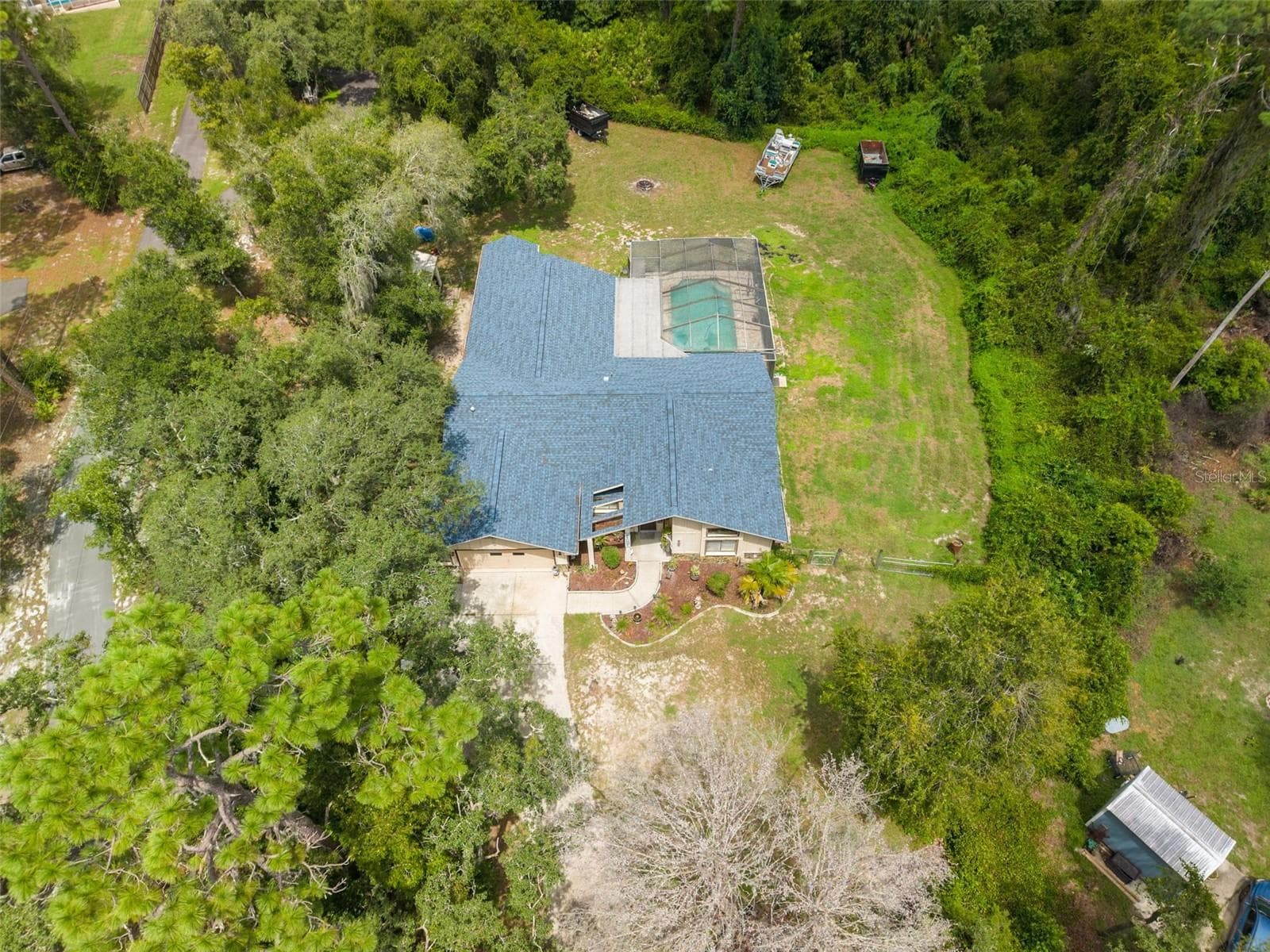 7151 Red Oak Loop photo 4