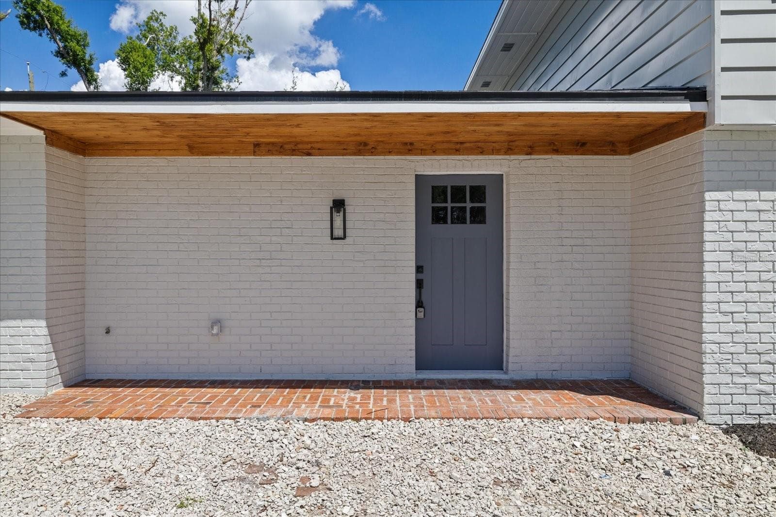 11002 Riverview Dr photo 4