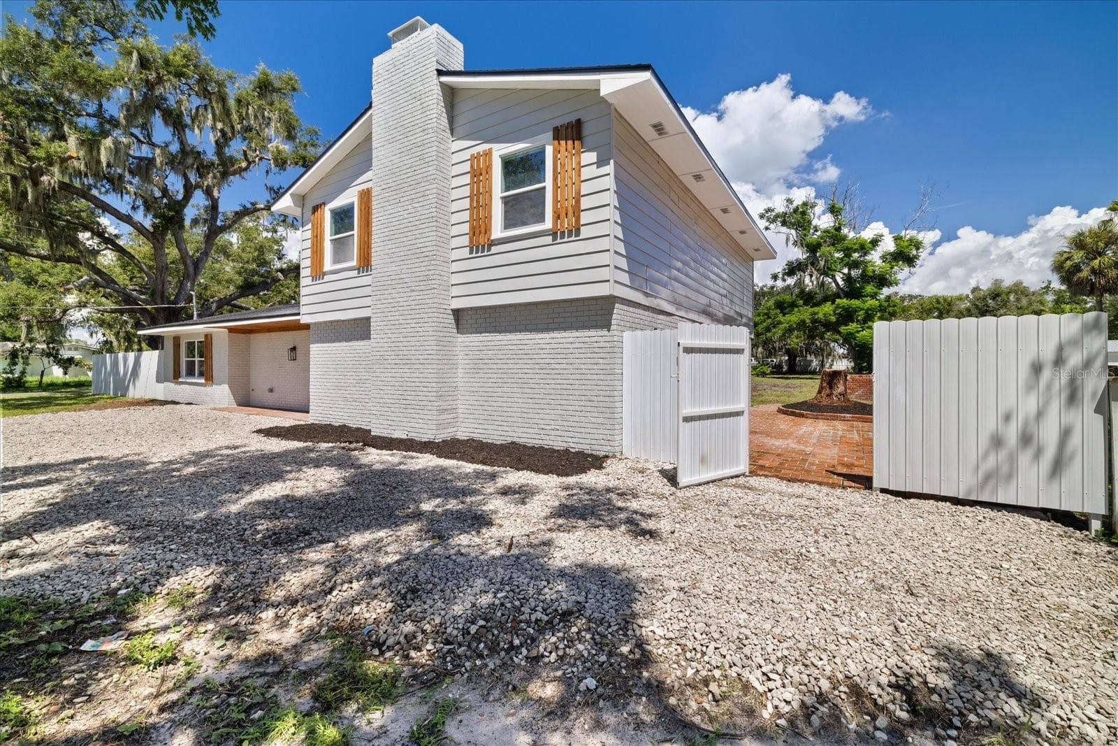 11002 Riverview Dr photo 5