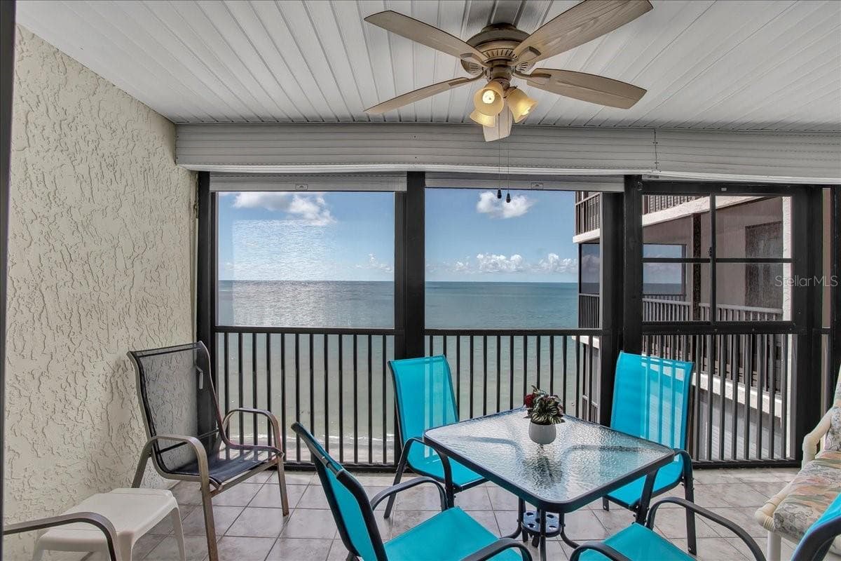 15462 Gulf Blvd #903 photo 4