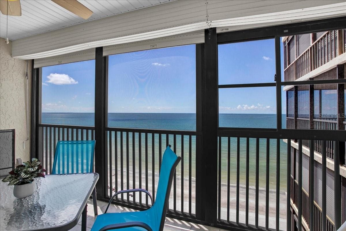 15462 Gulf Blvd #903 photo 5