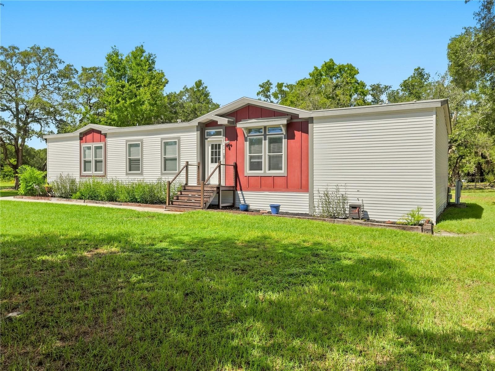 341 Suncoast Blvd photo 4