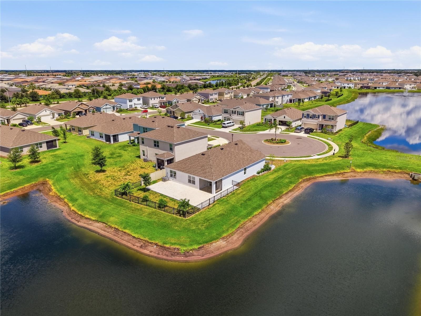 5120 Vecchio CT photo 3