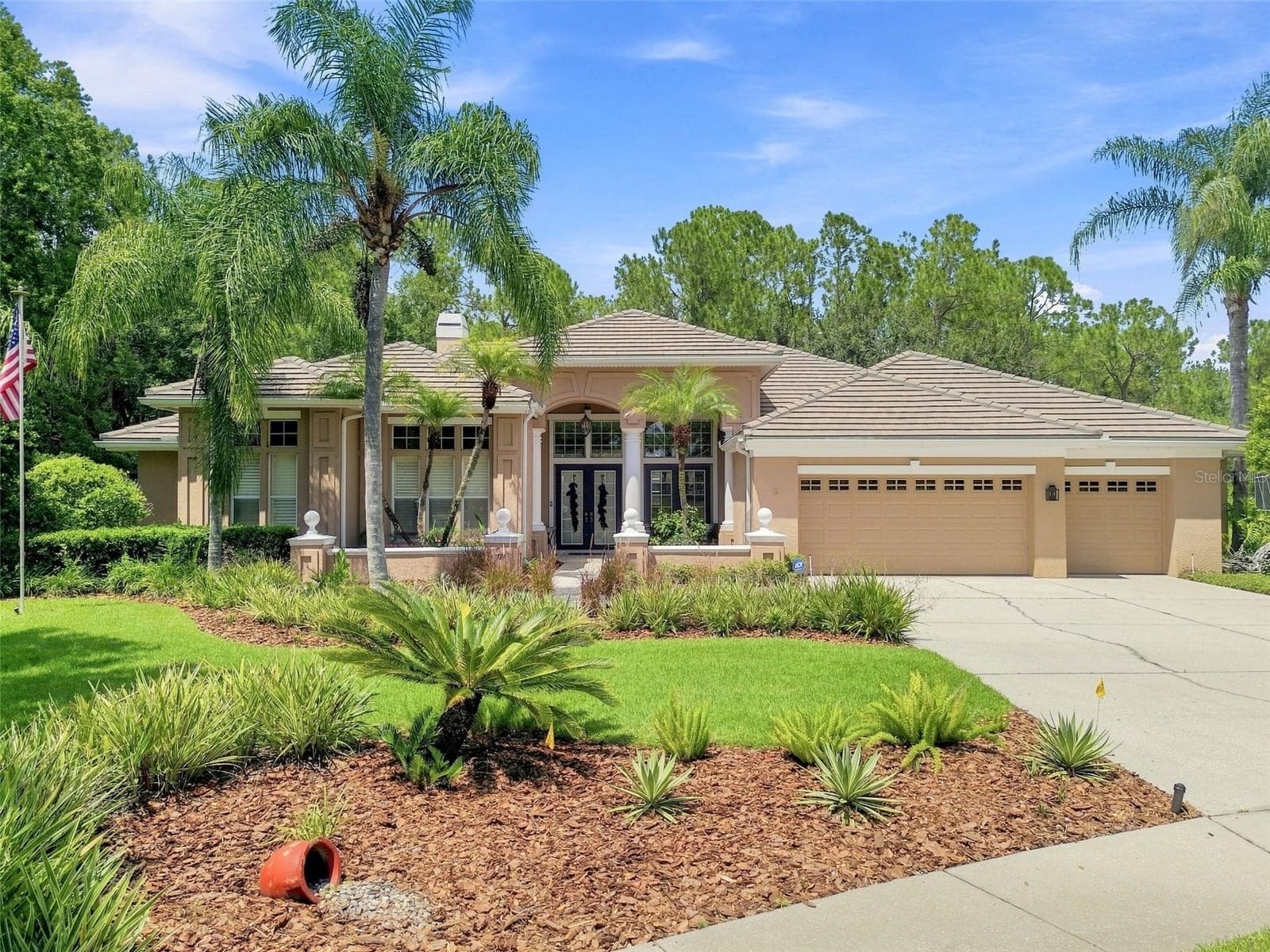 9212 Pine Island CT photo 5