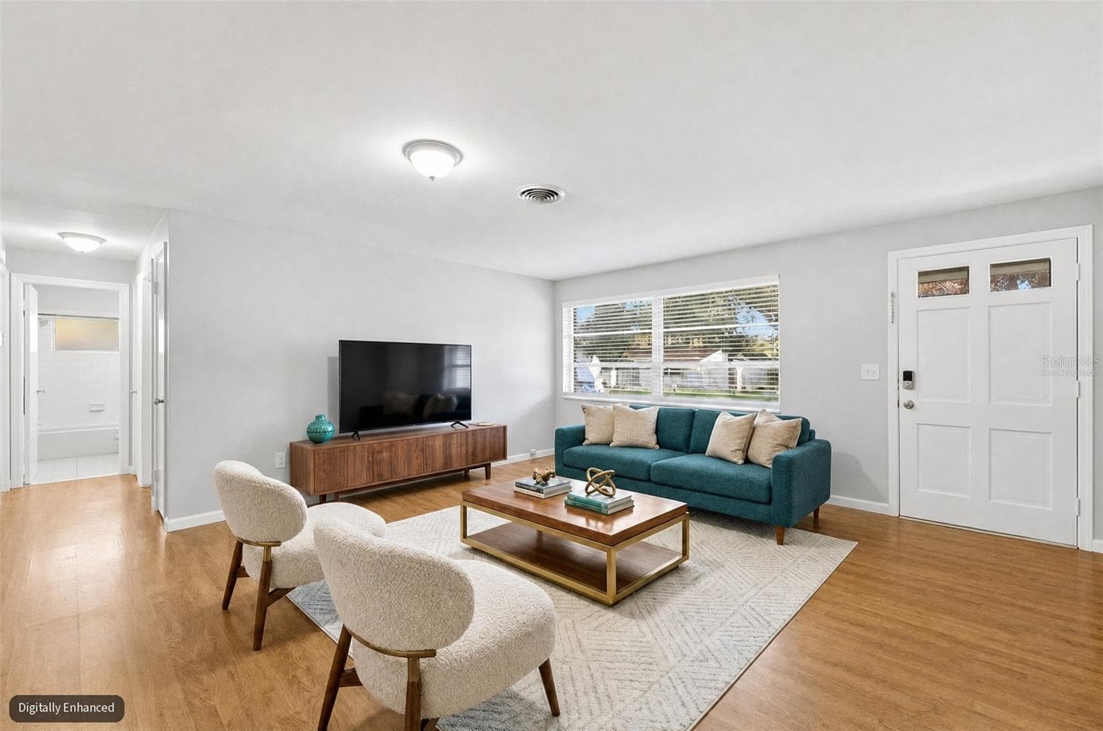 1387 Bellevue Blvd photo 3
