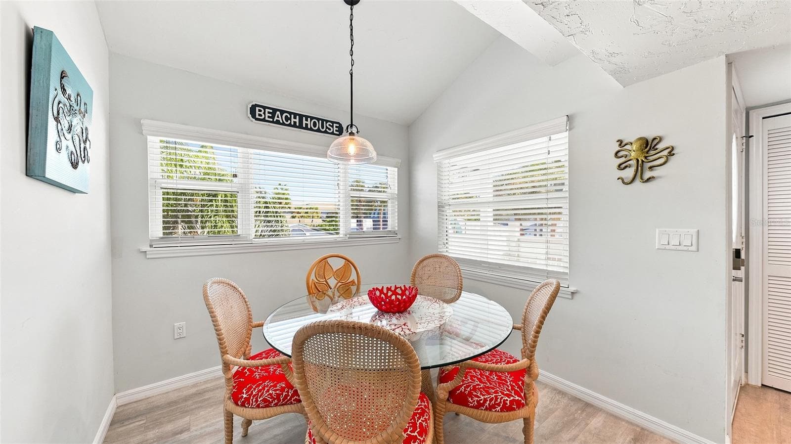 1206 Siesta Bayside Dr #1206B photo 3